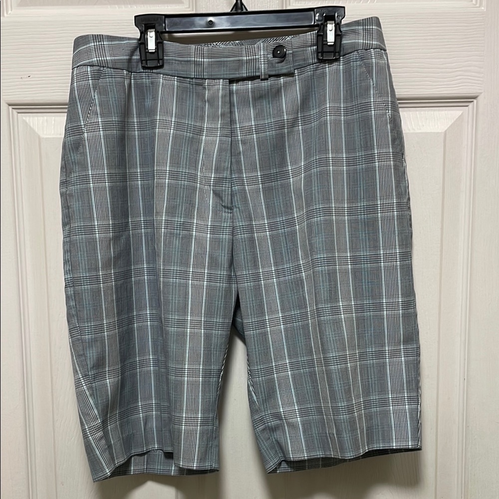 Cracked Wheat | Gray/Blue Plaid |Stretch| Classic| Bermuda |Golf |Shorts |Size 8